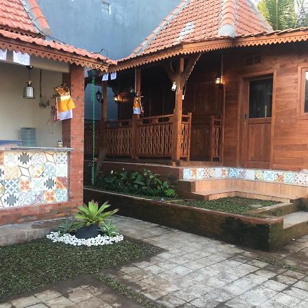Bharata Beach House 케라마스 외부 사진