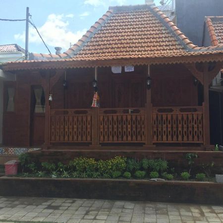Bharata Beach House 케라마스 외부 사진